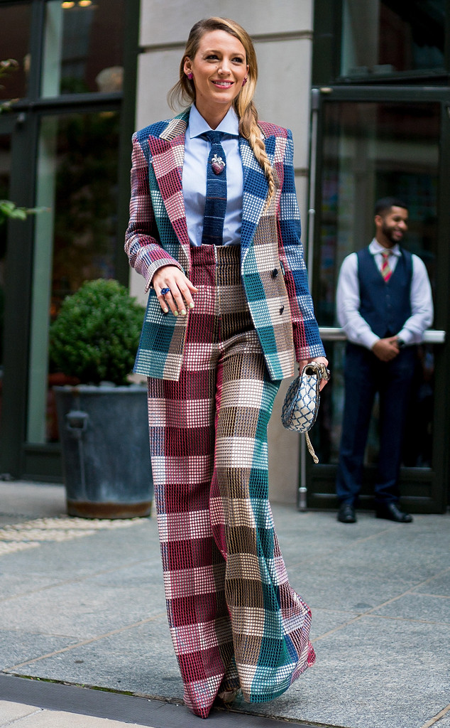 Blake Lively Has The Funniest Response To A Fashion Critic E Online Uk